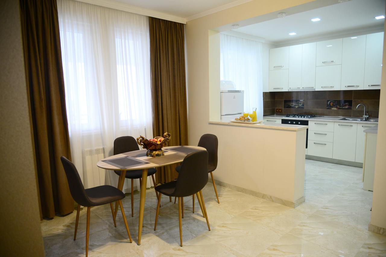 Gng Apartment Tbilisi Esterno foto