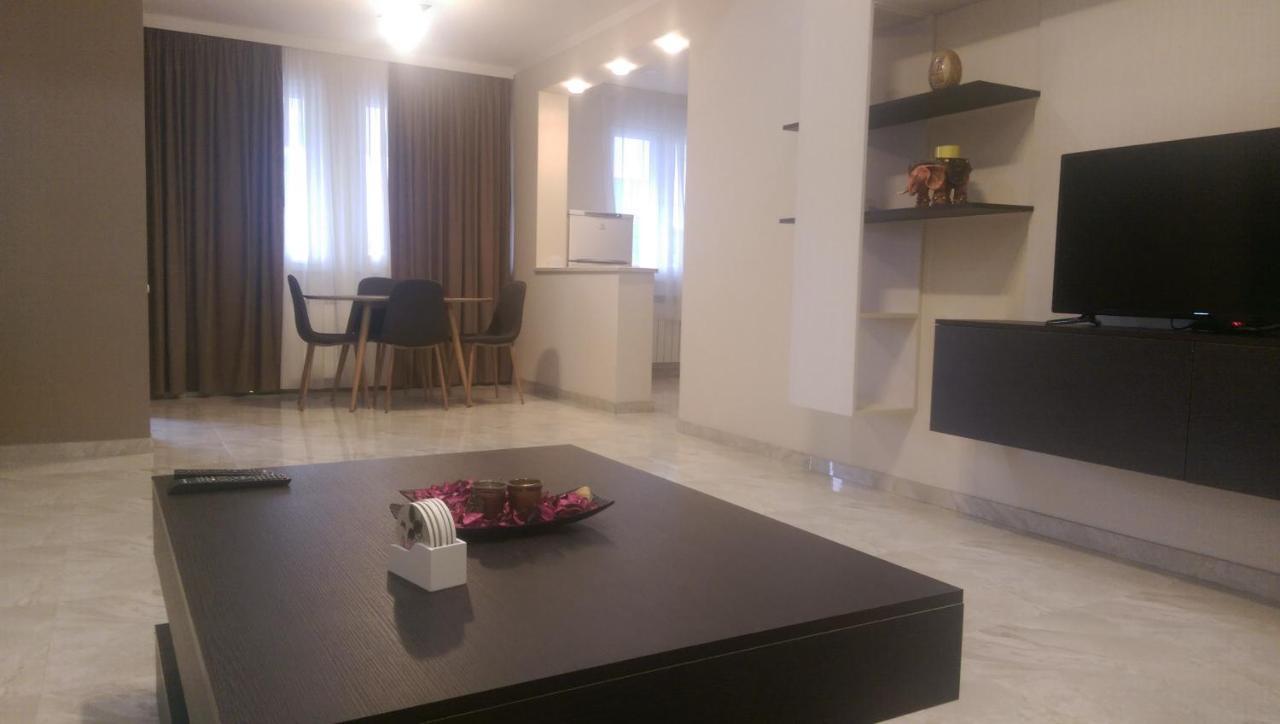 Gng Apartment Tbilisi Esterno foto