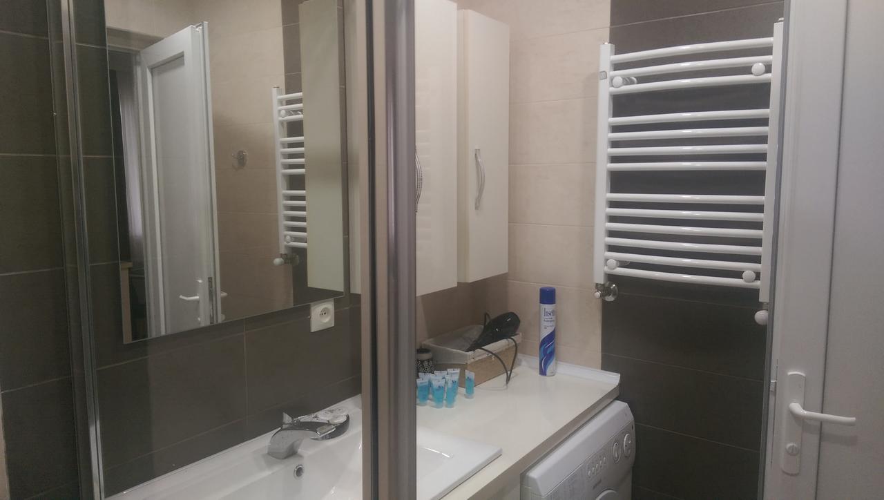 Gng Apartment Tbilisi Esterno foto